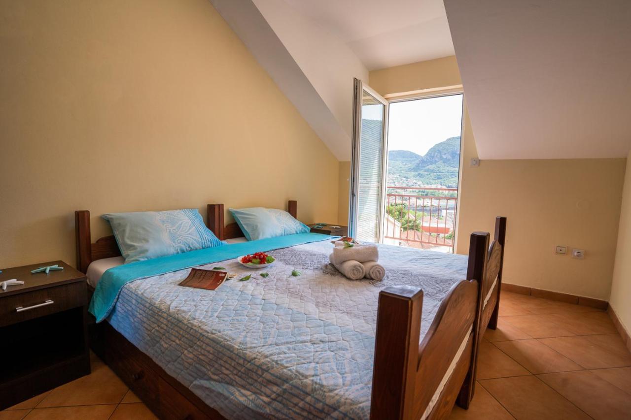 Albatros Apartment Kotor Exterior photo